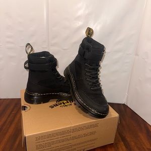 Combs tech Dr. Airwair Martens!! Extra tough poly+ajax